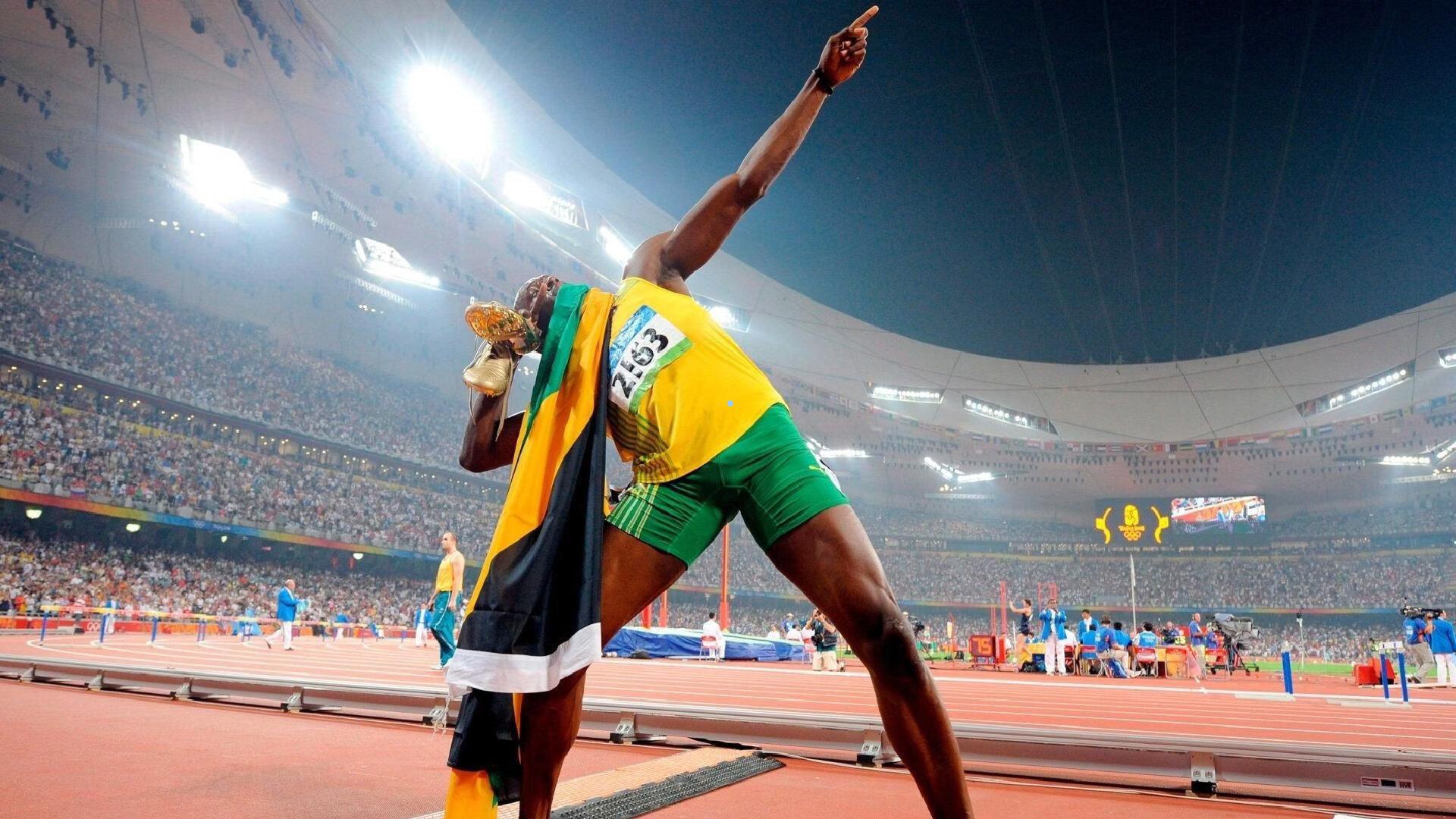  J9九游会平台：明尼苏达森林狼内线核心手感冰凉 唐斯首节5篮板撑防守却还没开张