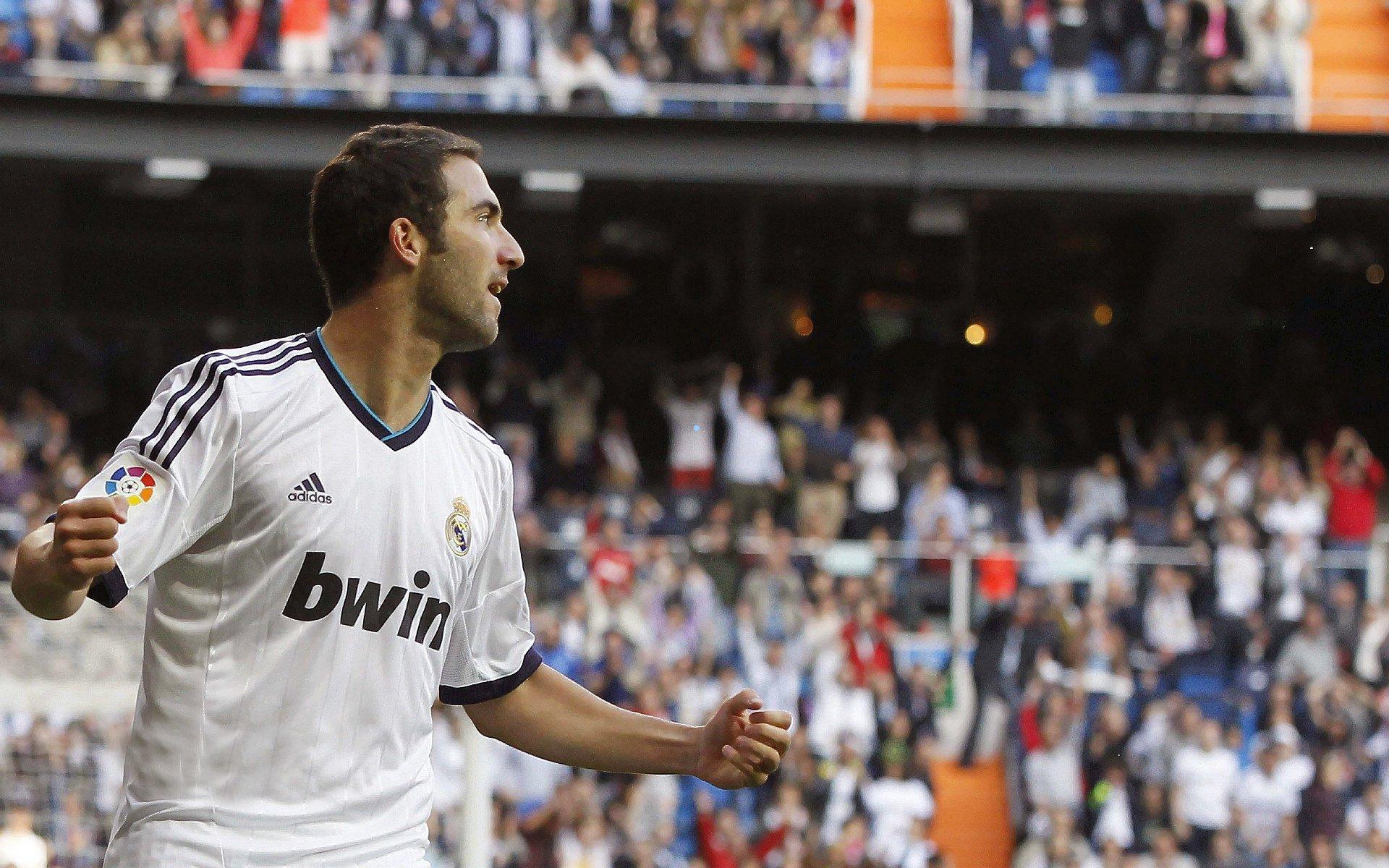  J9九游会平台_里肯深情寄语穆西亚拉，期待其强势回归，重现绿茵魔法